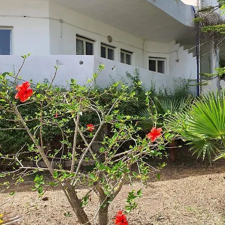 Apartmanhotel Le Corti Di Capo Vaticano Santa Maria